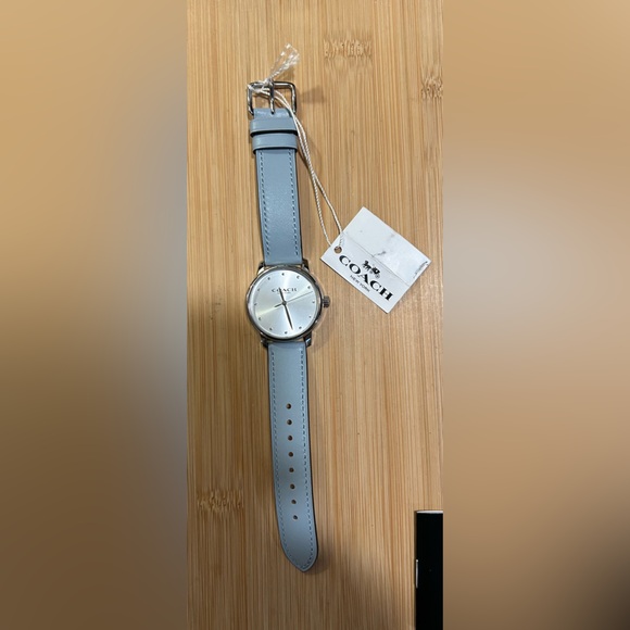 Coach Grand Watch With 36mm Silver Face & Light Green Tone Leather Band - Picture 3 of 6